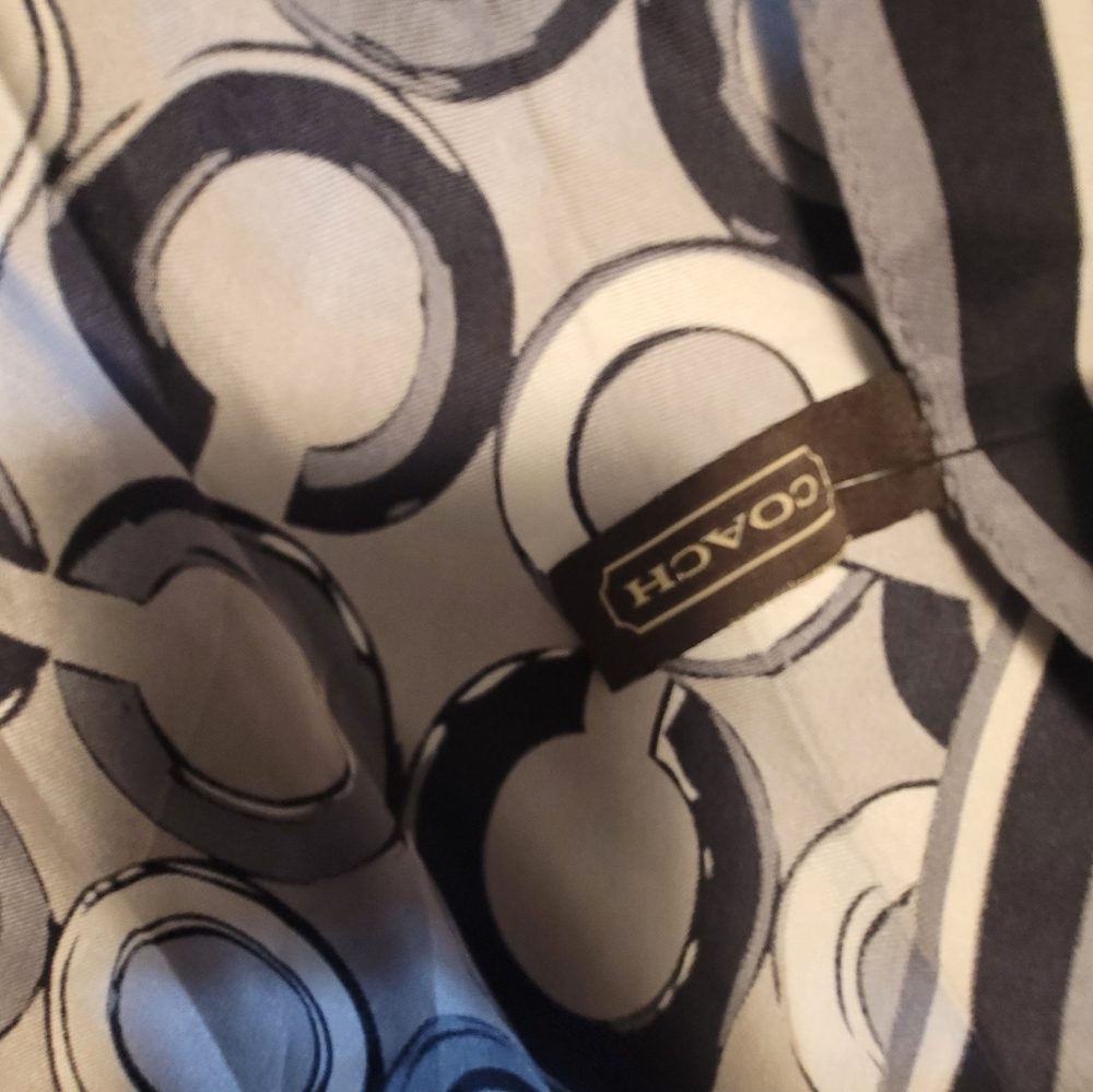 Coach silk scarf - Picture 4 of 8